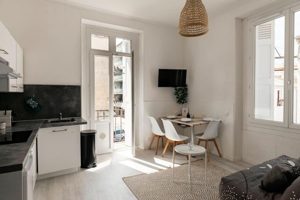 Charmant Studio Arbore Et Climatise Carcassone Exterior photo